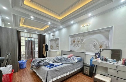 Bán Gấp Nhà Lê Đức Thọ Nam Từ Liêm, 10 Tỷ, 40M2, 5T, Ô Tô Tránh, 20m Ra Phố, Kinh Doanh Sầm Uất